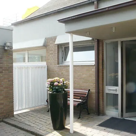 Daire Stadt Trifft Land *